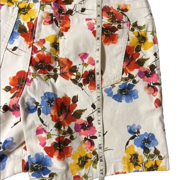 Gloria Vanderbilt Amanda summer Jean shorts size 14 short length high rise. NWT - Picture 5 of 5